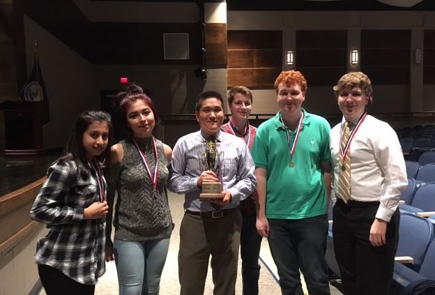 The Midlothian Scholastic Team celebrates a Conference 20 victory and prepare for Regionals.