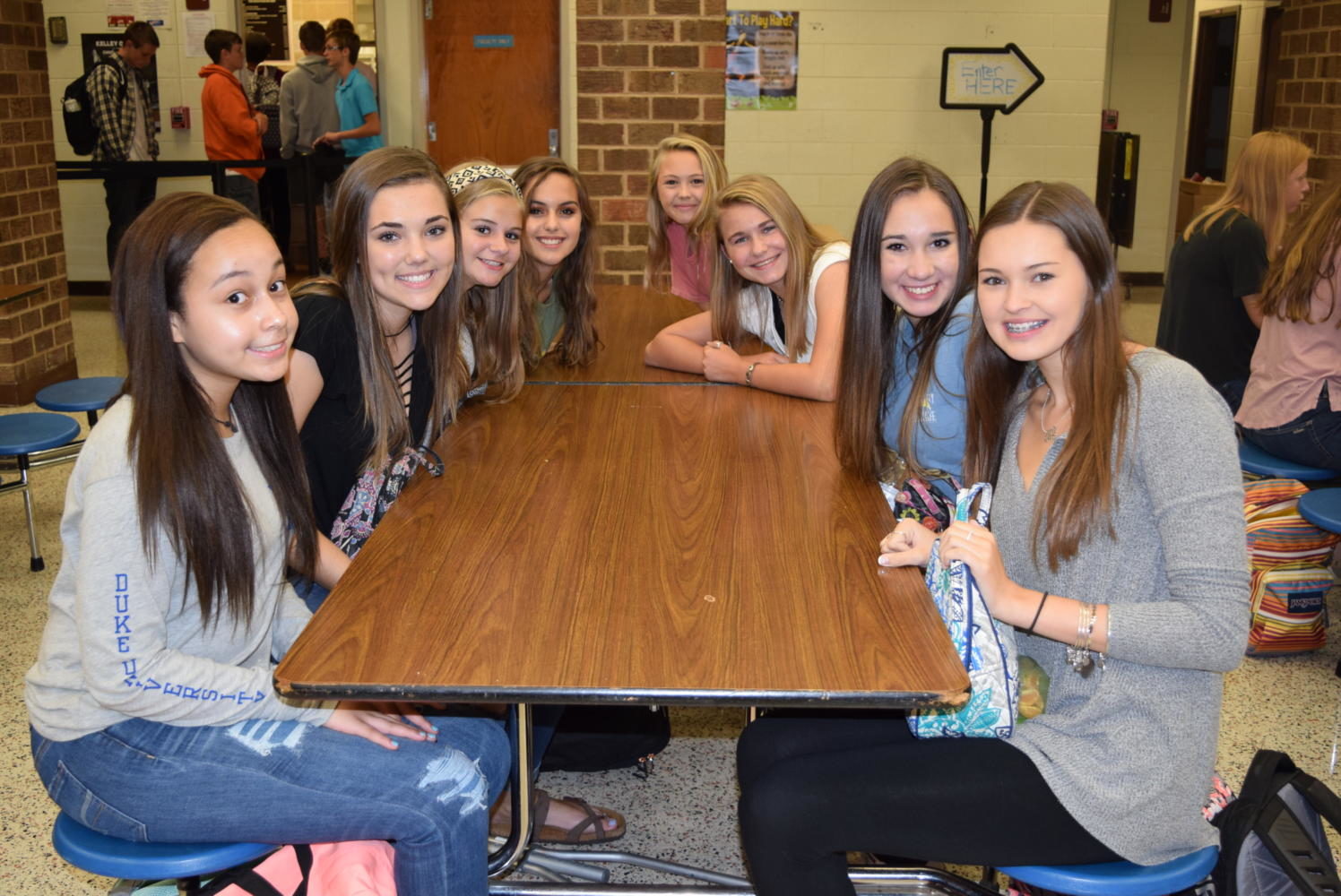 Midlo freshmen make the most out of lunch together.