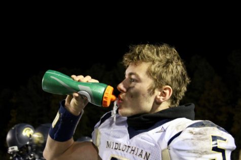 Midlo Football Falls to Monacan in First Playoff Game in Thirty-One Years