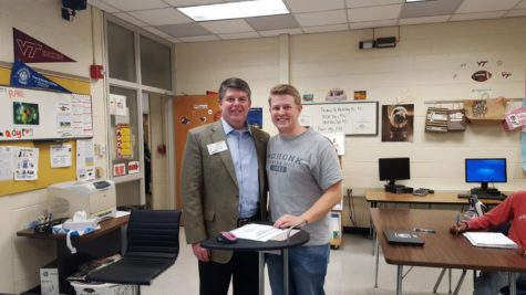 IB Business Hears from Successful Businessmen