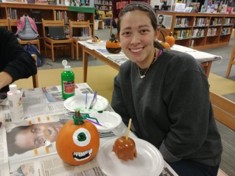 Midlo Library Packs Pumpkin Pizzazz