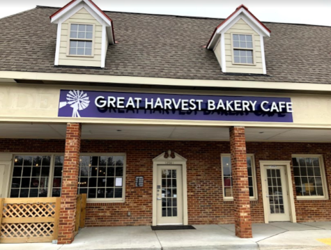 Great Harvest Bread Cafe Bakes for the Community