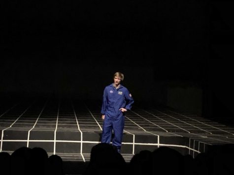 Midlo Theatre Creates a Human Kaleidoscope