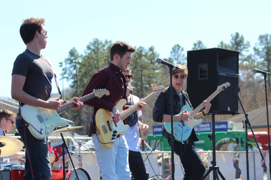 5 Second Rule takes center stage and brings the audience to their feet at River Jam 2019. 