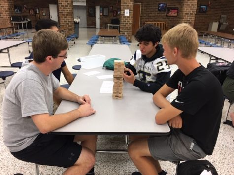 AP Lit classes strategize for Literary Jenga