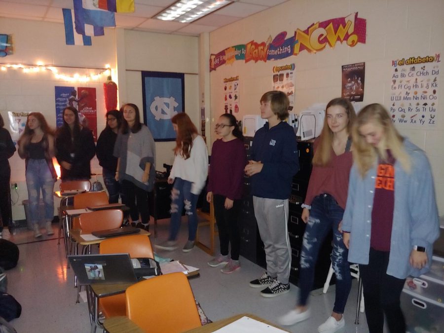 Midlo Spanish students dance to learn during Active Classrooms Week.