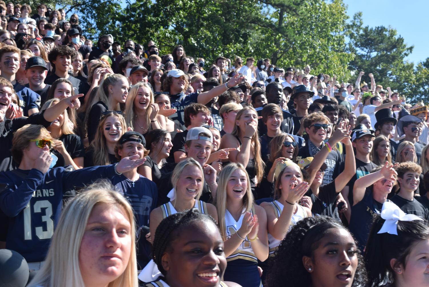 Hoco Pep Rally Kicks Off Fun-filled Weekend – Midlo Scoop