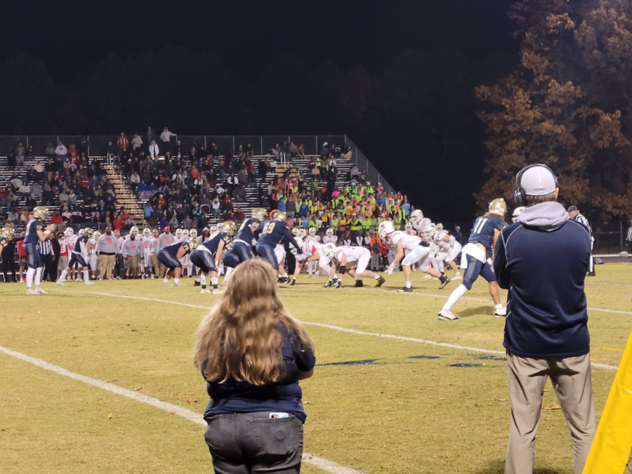 Midlo makes adjustments to their plays during the second half of the game to secure the win.