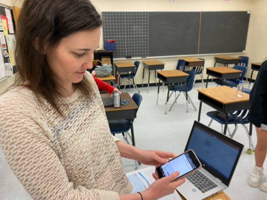 Midlo math teacher Ms. Elizabeth Daugherty indulges in Wordle daily.