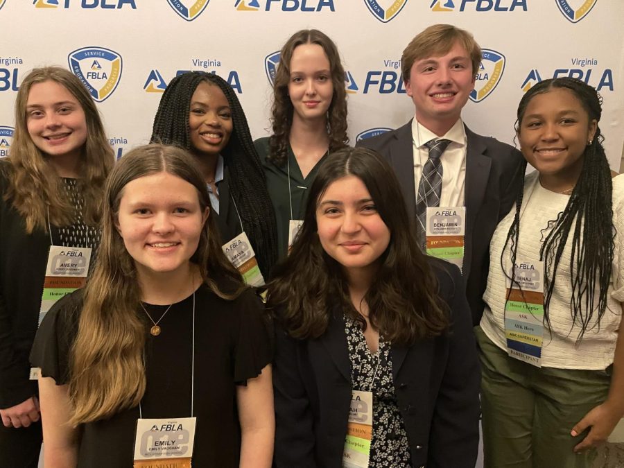 FBLA+students+celebrate+their+accomplishments+at+the+Virginia+State+Conference