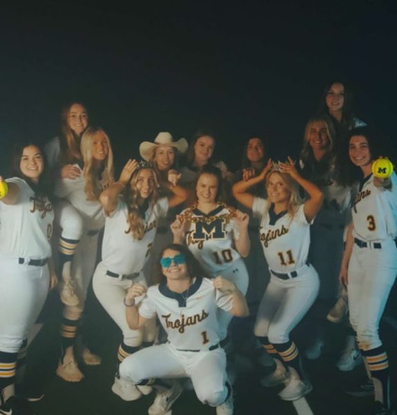Varsity Softballs team picture in preparation for what hopes to be a successful season.