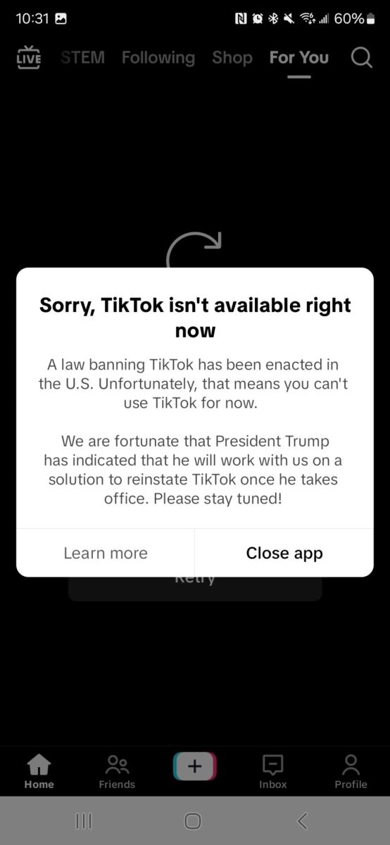 The notification that popped up on users screens, stating TikTok will not be working. 